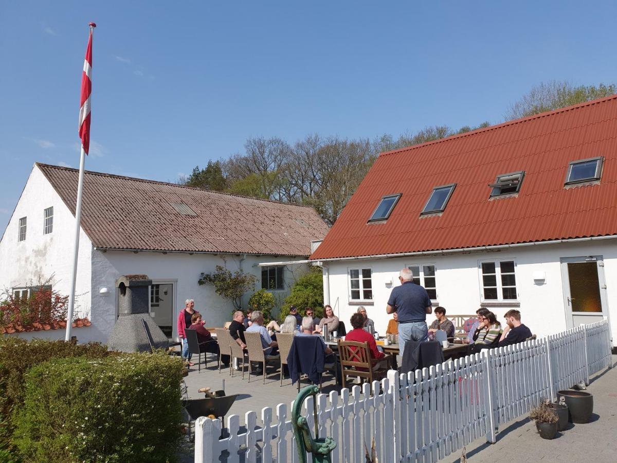 Feriestedet Skovly Klemensker Eksteriør bilde